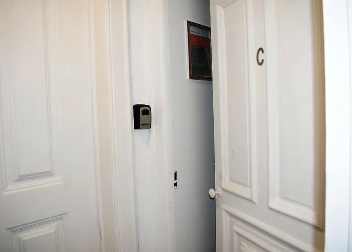 아파트 Sa Da Bandeira 15c *